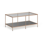 Tavolino rettangolare color oro con piano in vetro e ripiano inferiore